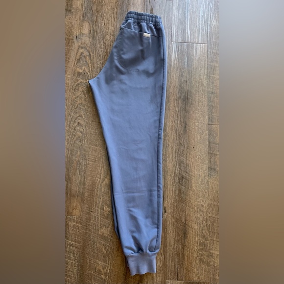 Figs Mari joggers - Picture 5 of 7